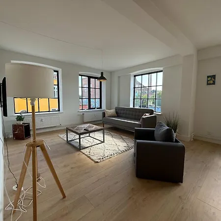 Modern & Stylish Serviced In