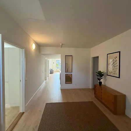 Modern & Stylish Serviced In